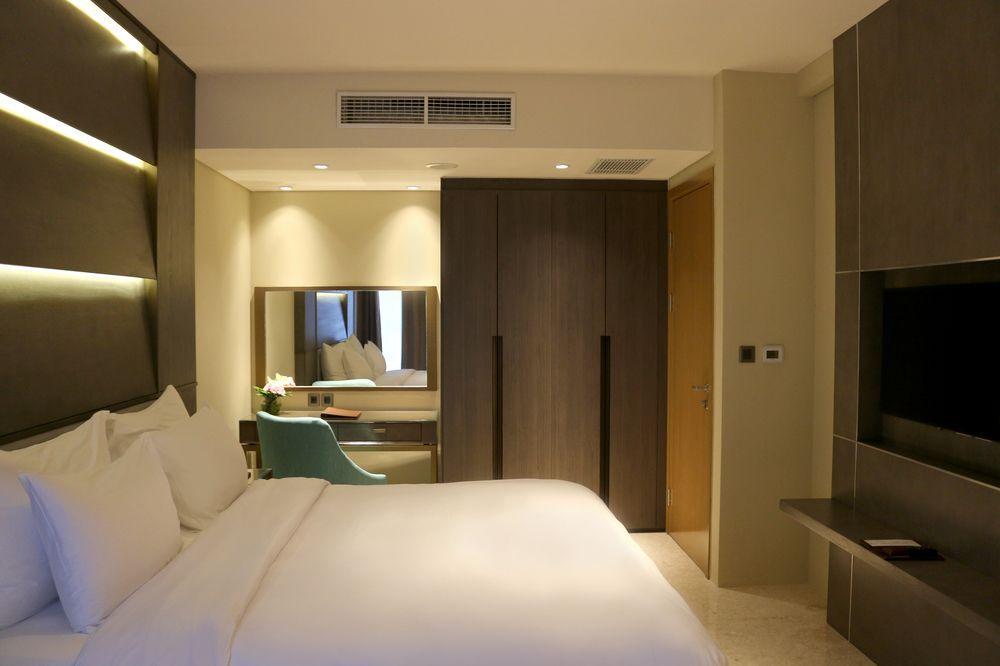 Vasa Hotel Сурабая Экстерьер фото